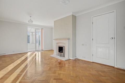 3 bedroom semi-detached house for sale, Nabbott Road, Chelmsford CM1