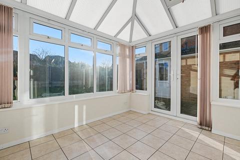 3 bedroom semi-detached house for sale, Nabbott Road, Chelmsford CM1