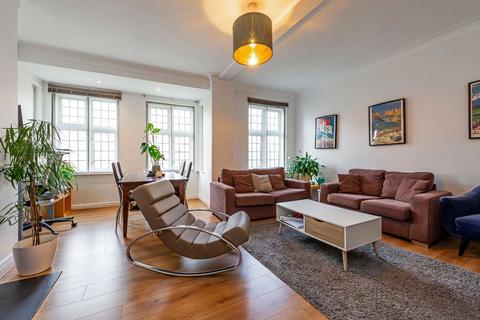 2 bedroom flat to rent, Wellington Road, London NW8