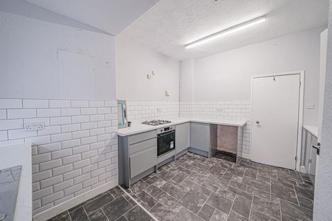 3 bedroom end of terrace house for sale, Poplar Road, Dorridge, B93
