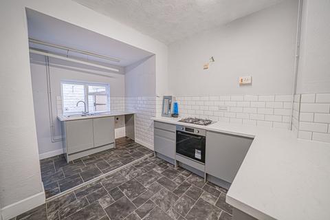 3 bedroom end of terrace house for sale, Poplar Road, Dorridge, B93