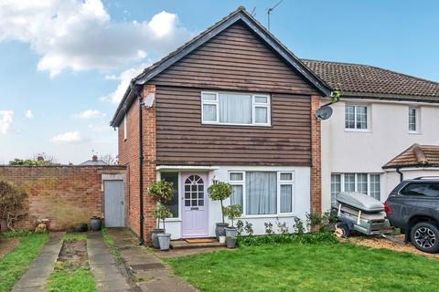 2 bedroom semi-detached house for sale, Farm Road, Esher, KT10