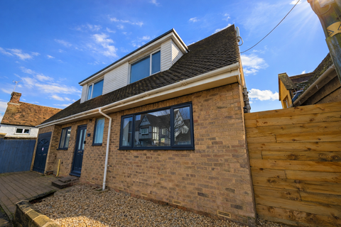 4 bedroom detached house to rent, Church Street, Bredon, Tewkesbury