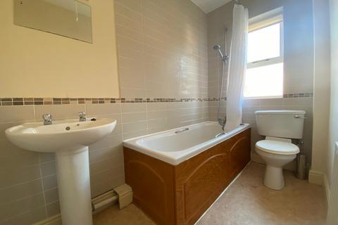 2 bedroom terraced house to rent, Mill Road, STOURPORT-ON-SEVERN