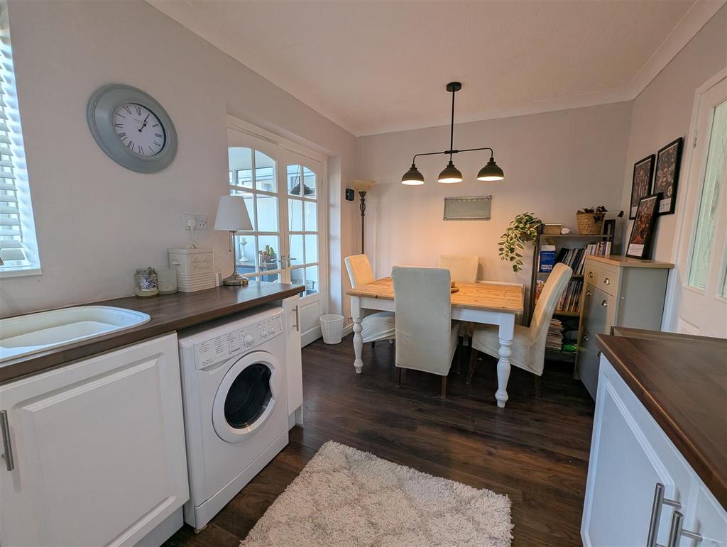 Kitchen/Breakfast Room