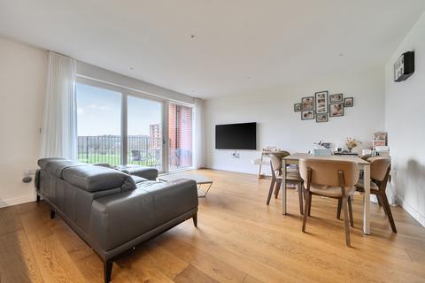 3 bedroom apartment for sale, Lismore Boulevard, Colindale Gardens, Colindale, NW9