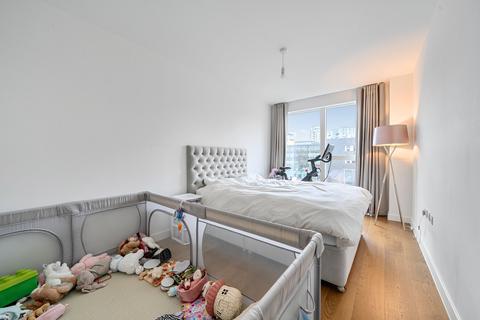 3 bedroom apartment for sale, Lismore Boulevard, Colindale Gardens, Colindale, NW9