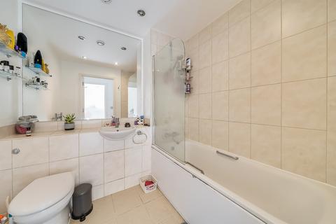 1 bedroom flat for sale, Boundary Lane, London
