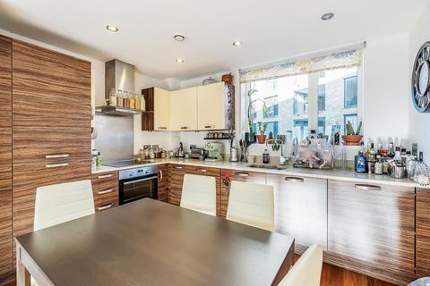 1 bedroom flat for sale, Boundary Lane, London