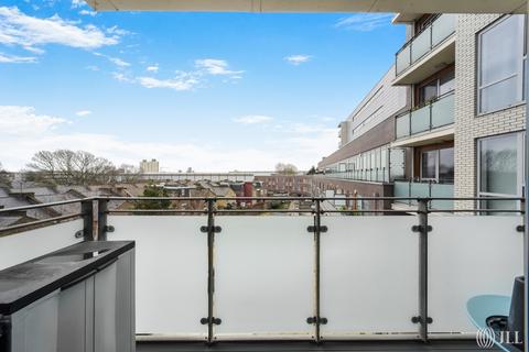 1 bedroom flat for sale, Rick Roberts Way, London, E15