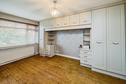 undefined, Robin Hood Close, Slough