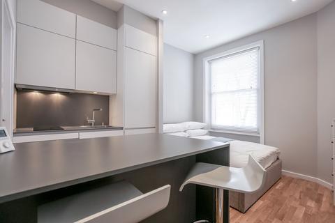 Studio to rent, Flat 10 49 St Quintin Avenue