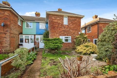 Battle Crescent, Hailsham