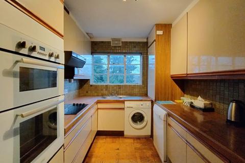 3 bedroom flat for sale, Flat 27 Thurlby Croft, and Garage 14, Mulberry Close, Hendon, London, NW4 1QP