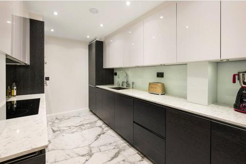 3 bedroom flat to rent, Upper Grosvenor Street, London W1K