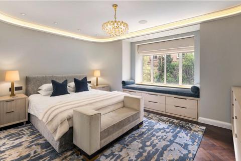 3 bedroom flat to rent, Upper Grosvenor Street, London W1K