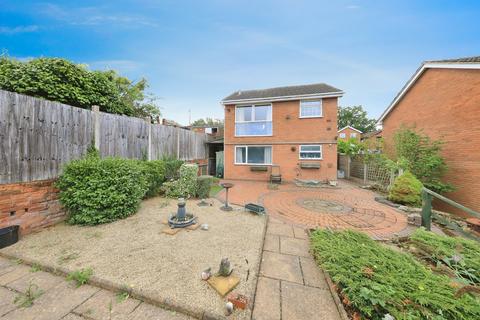 3 bedroom detached house for sale, Ludlow Road, Kidderminster