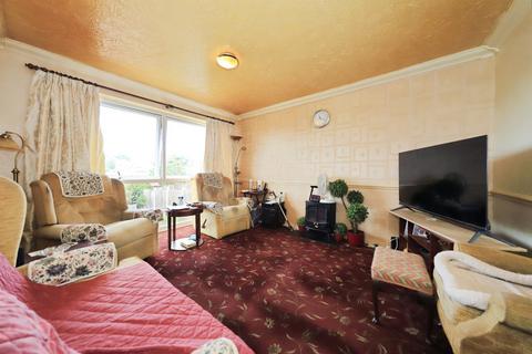 3 bedroom detached house for sale, Ludlow Road, Kidderminster