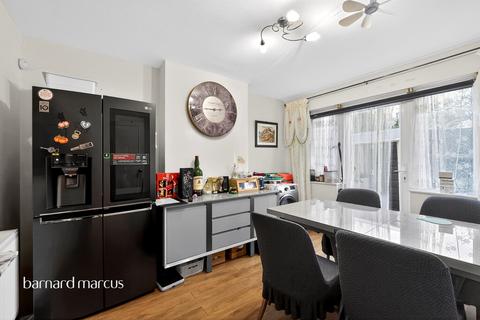 3 bedroom terraced house for sale, Cavendish Road, New Malden