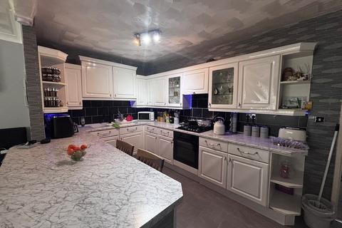4 bedroom detached bungalow for sale, Roman Bank, Skegness
