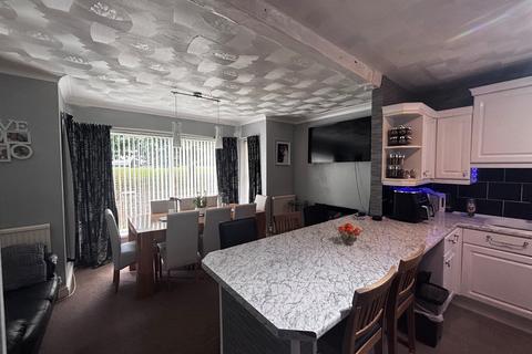 4 bedroom detached bungalow for sale, Roman Bank, Skegness