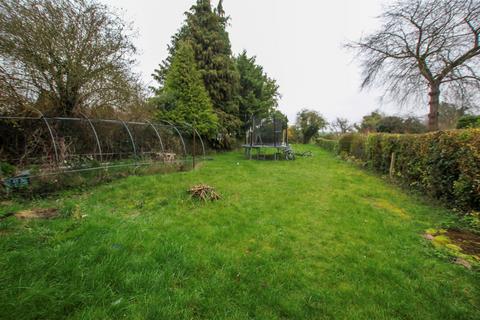 3 bedroom maisonette for sale, Tillyard Way, Cambridge