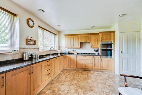 3 bedroom detached bungalow for sale, Cumnor Road, Boars Hill, Oxford