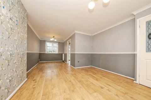 3 bedroom end of terrace house for sale, Curlew Croft, Colchester