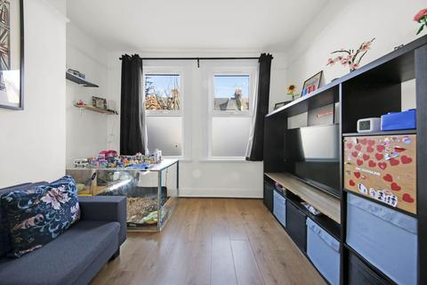2 bedroom flat for sale, Seymour Road, Leyton, E10