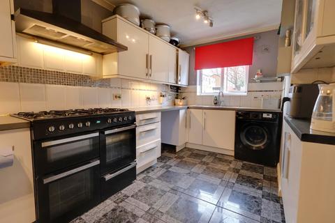 3 bedroom semi-detached house for sale, Bassett Green, Southampton