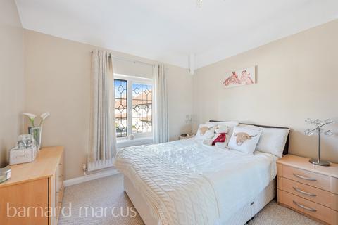 4 bedroom semi-detached house for sale, Beechwood Villas, Redhill