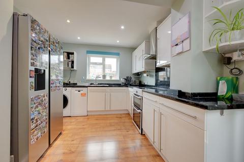 undefined, Meadow Lane, Burgess Hill, RH15