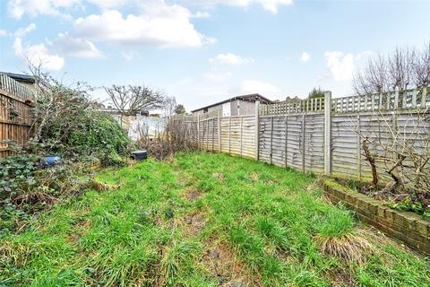 3 bedroom terraced house for sale, Sutherland Avenue, Welling