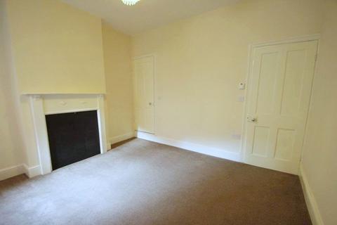 3 bedroom terraced house to rent, Howard Road, Leicester