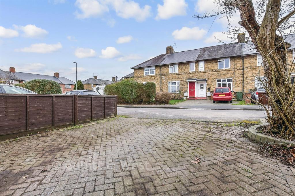 Driveway/Parking