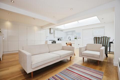 undefined, Cordelia Green, Heathcote, Warwick