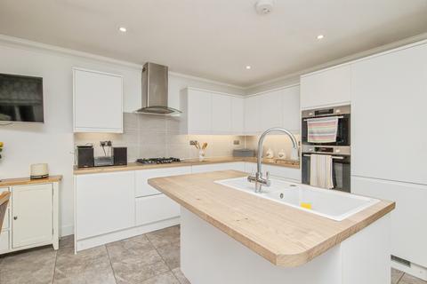 3 bedroom detached bungalow for sale, Stratford Road, Holland-On-Sea, Clacton-On-Sea