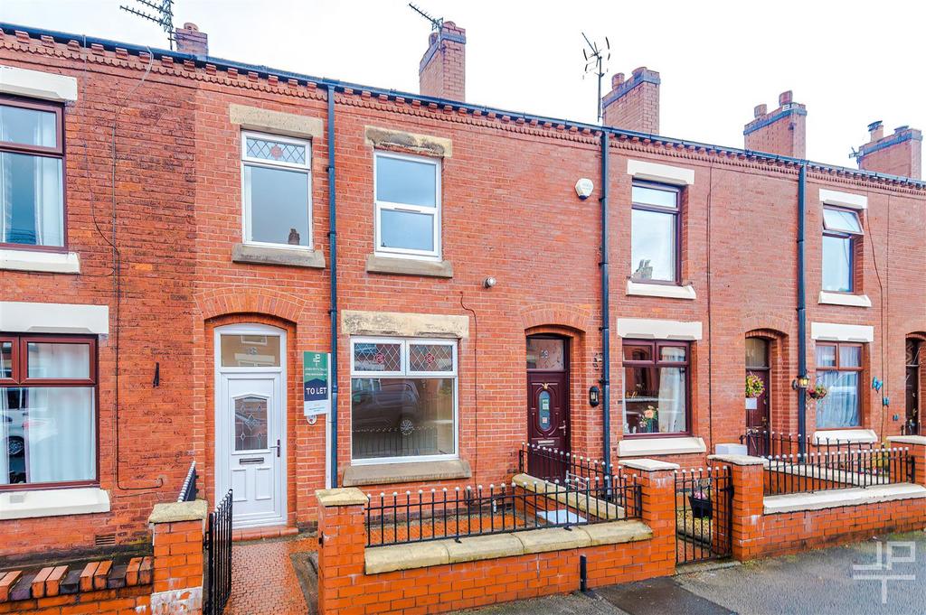 18 Clarence Street-JPT-43 - Copy.jpg