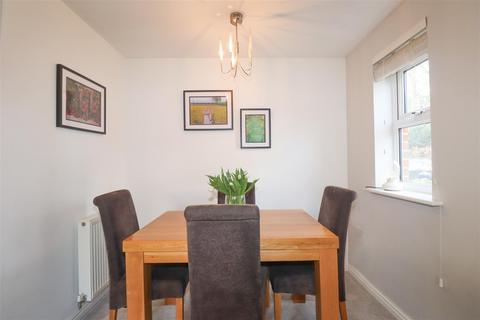 3 bedroom semi-detached house for sale, Haskins Drive, Farnborough GU14