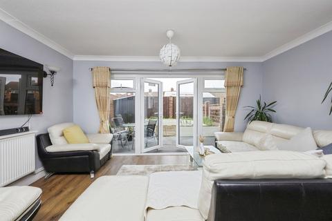 3 bedroom terraced house for sale, Wilton Avenue, Eastbourne