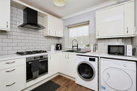 3 bedroom terraced house for sale, Wilton Avenue, Eastbourne