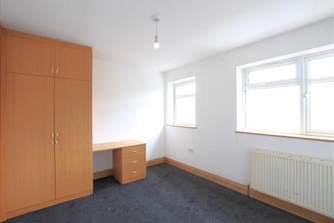 undefined, Inverness Road, Hounslow TW3