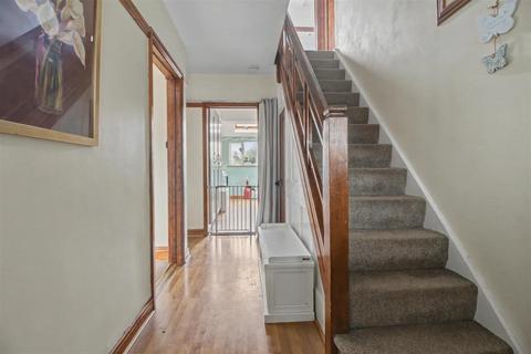 4 bedroom semi-detached house for sale, Middletons Lane, Norwich NR6