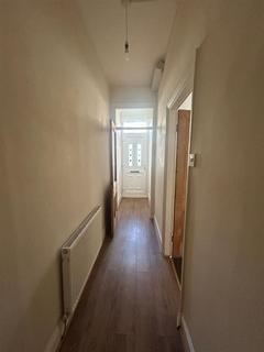 2 bedroom apartment to rent, Whitehall road, Gateshead
