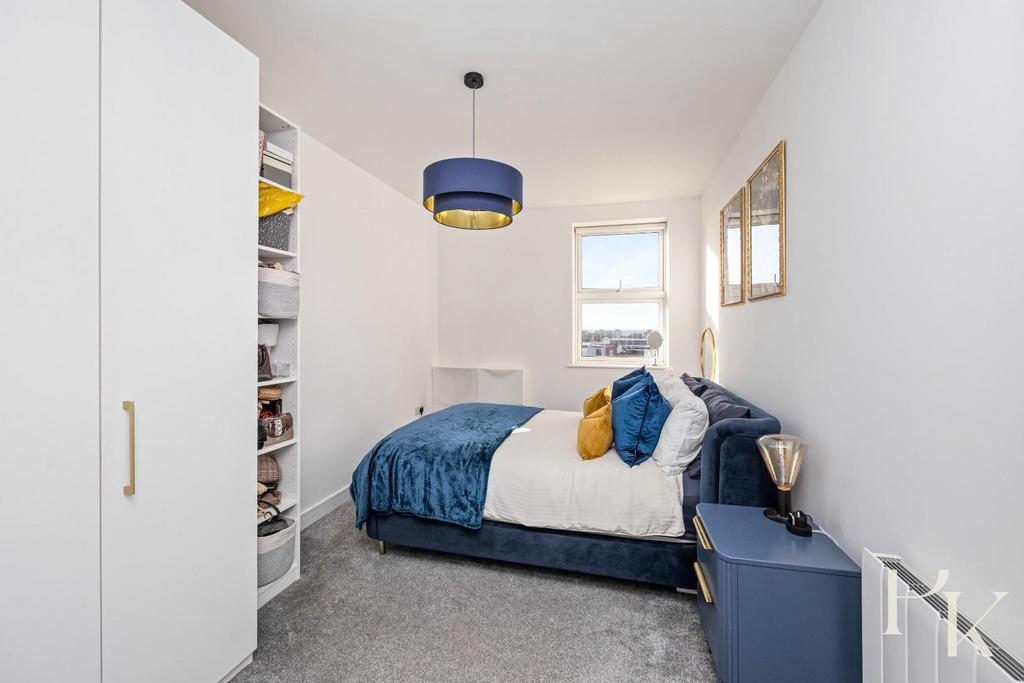 The Pinnacle, Flat 51-003.JPG