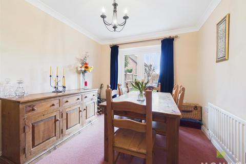4 bedroom detached house for sale, Kings Drive, Baschurch, Shrewsbury