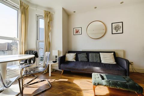 2 bedroom flat for sale, Eastern Villas Road, Southsea