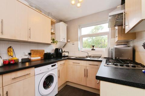 3 bedroom semi-detached house for sale, Hilbra Avenue, Haxby, York