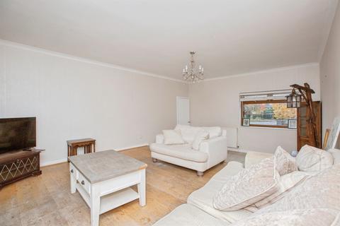 4 bedroom detached house for sale, Denis Road, Burbage, Hinckley