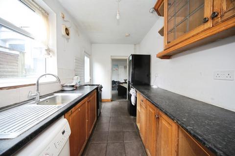 3 bedroom terraced house for sale, Saxon Road, Luton